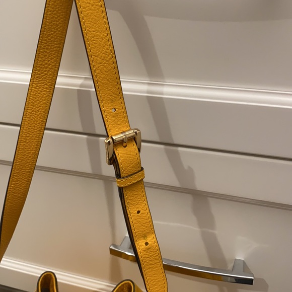 Michael Kors bucket bag , tan and mustard color. - Picture 7 of 10